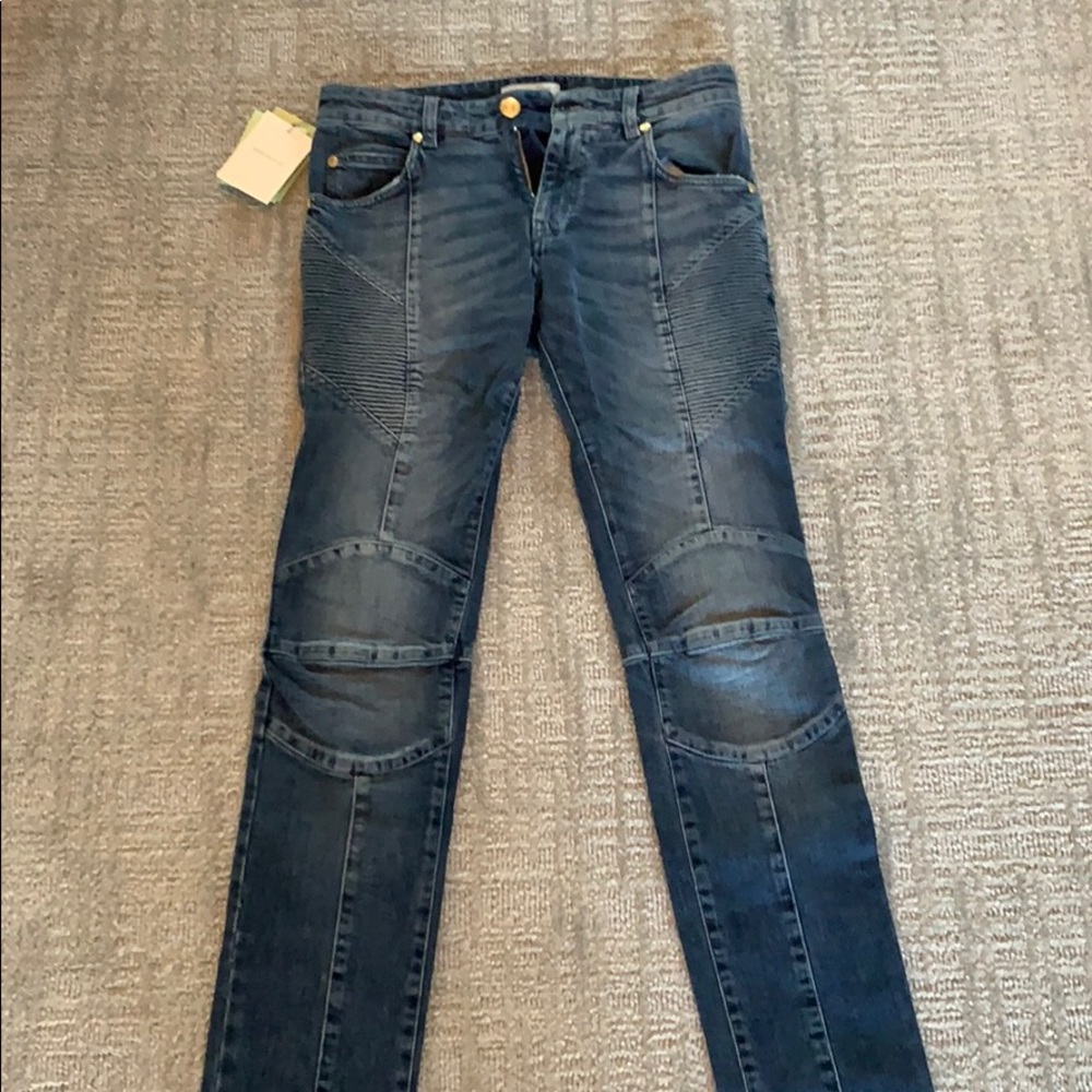 Skinny Never worn Super Sick